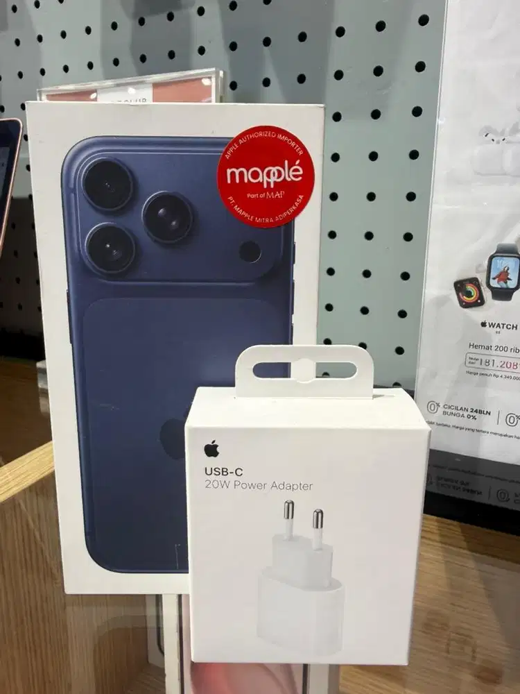 Iphone 17pro 256gb deep blue free adpater apple
