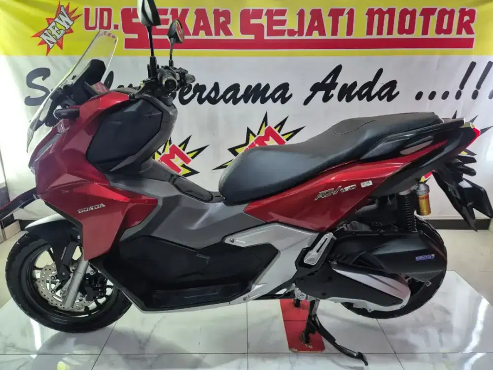 H new Adv 160 iss cbs