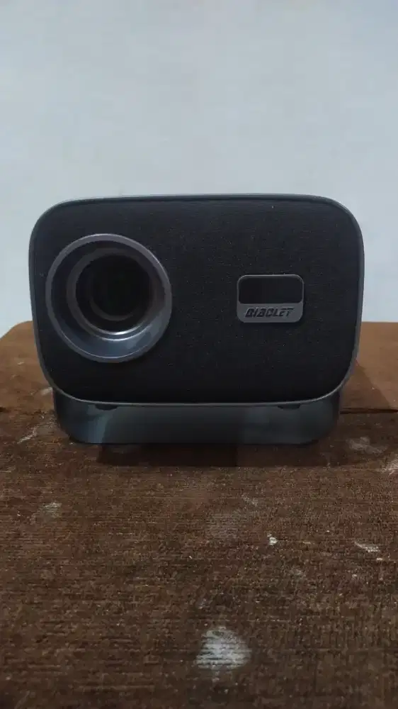 Proyektor Qiaolet (Minus)