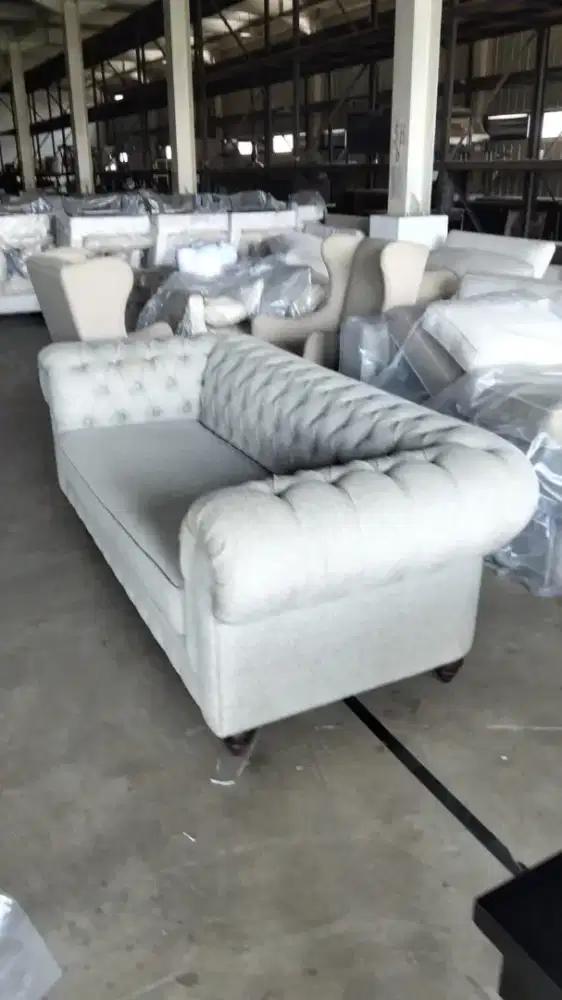 Jasa cuci sofa karpet dll