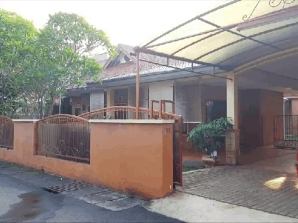 Dijual Cepat Rumah Ada Halaman Samping Luas Di Cirendeu