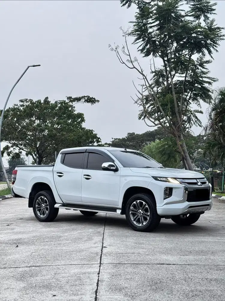 Mitsubishi Triton Ultimate 4x4 At 202-