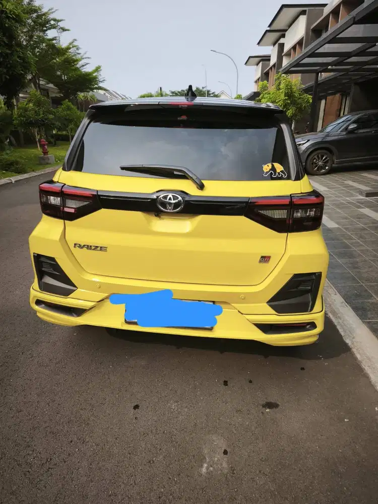 Jual toyota , raize GR Turbo TSS two tone