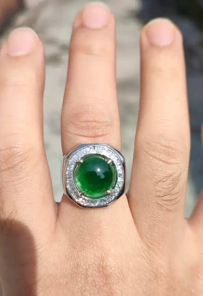 Jadeite Jade imperial giok natural asli 4 crat lebih