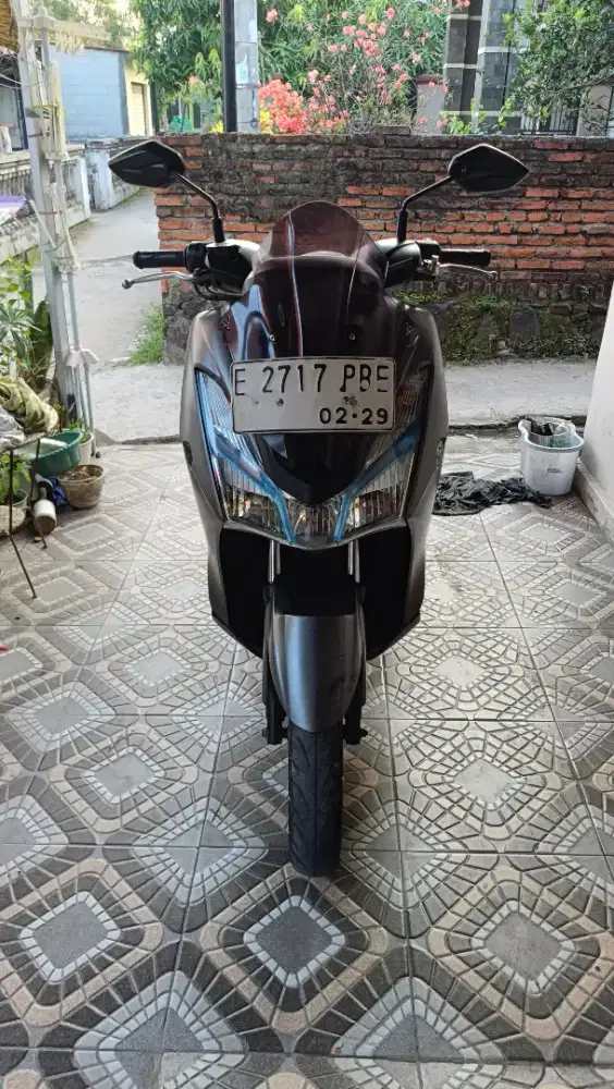 Lexi 2019 abu abu