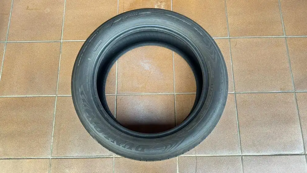 225 50 r18 Ban dunlop bekas