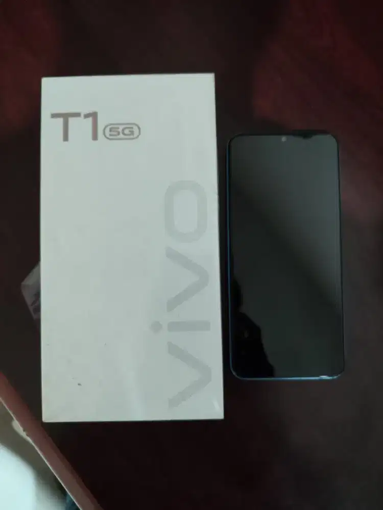 Vivo T1 5g Ram 8/256 fullset, blm pernah servis, atau bongkar orisinil