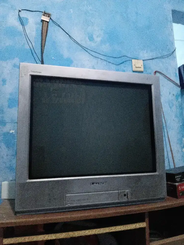 Tv tabung sony lama