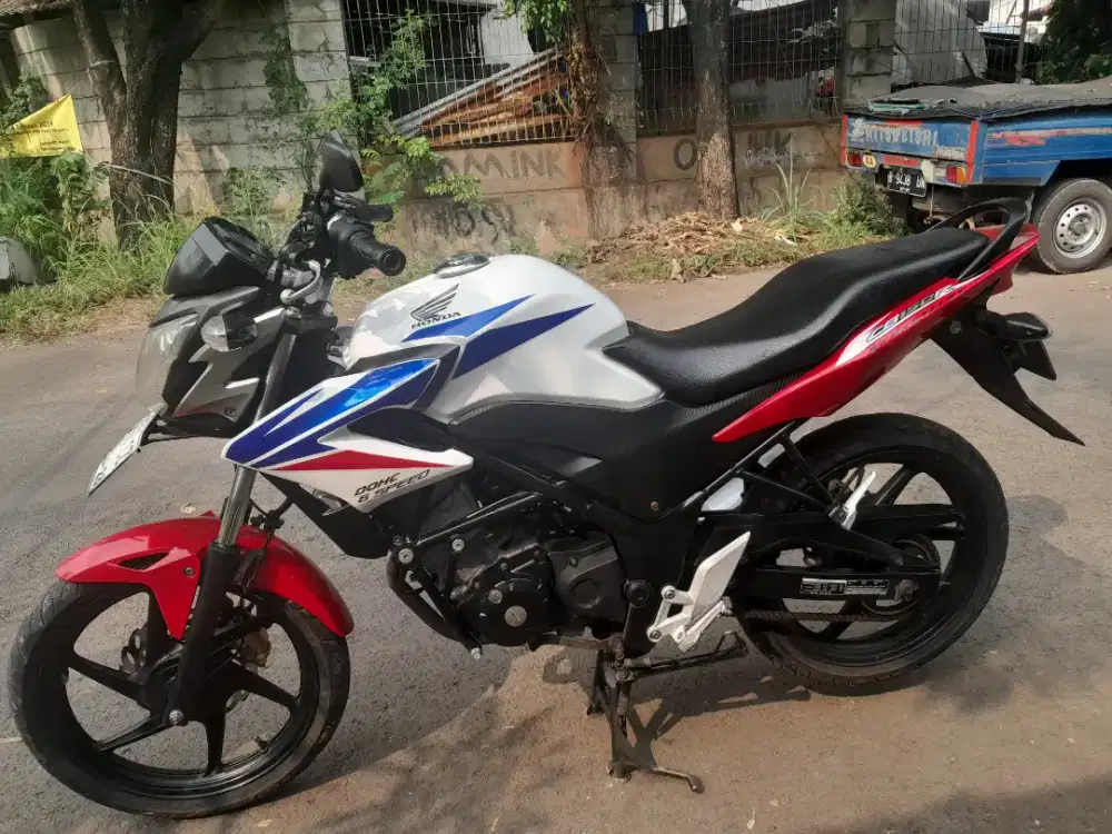 Honda CB 150R 2014 manual