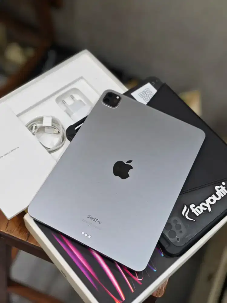 Ipad Pro M2 256 ibox fullset original