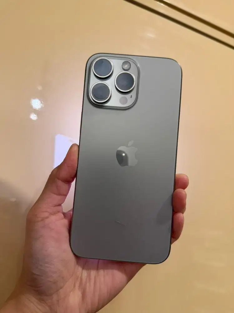 Iphone 15 ProMax 256Gb DIJUAL CEPAT MAU UPGRADE!!