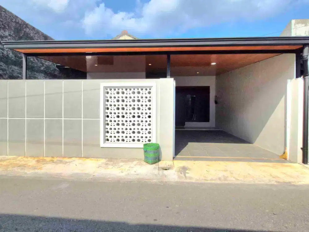 Rumah Baru Siap Huni Dekat Stadion Manahan Solo