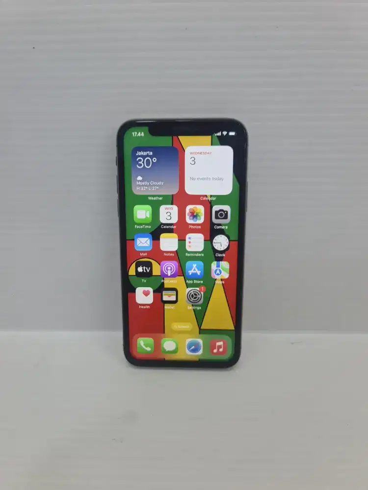 Iphone xs 64gb unit only