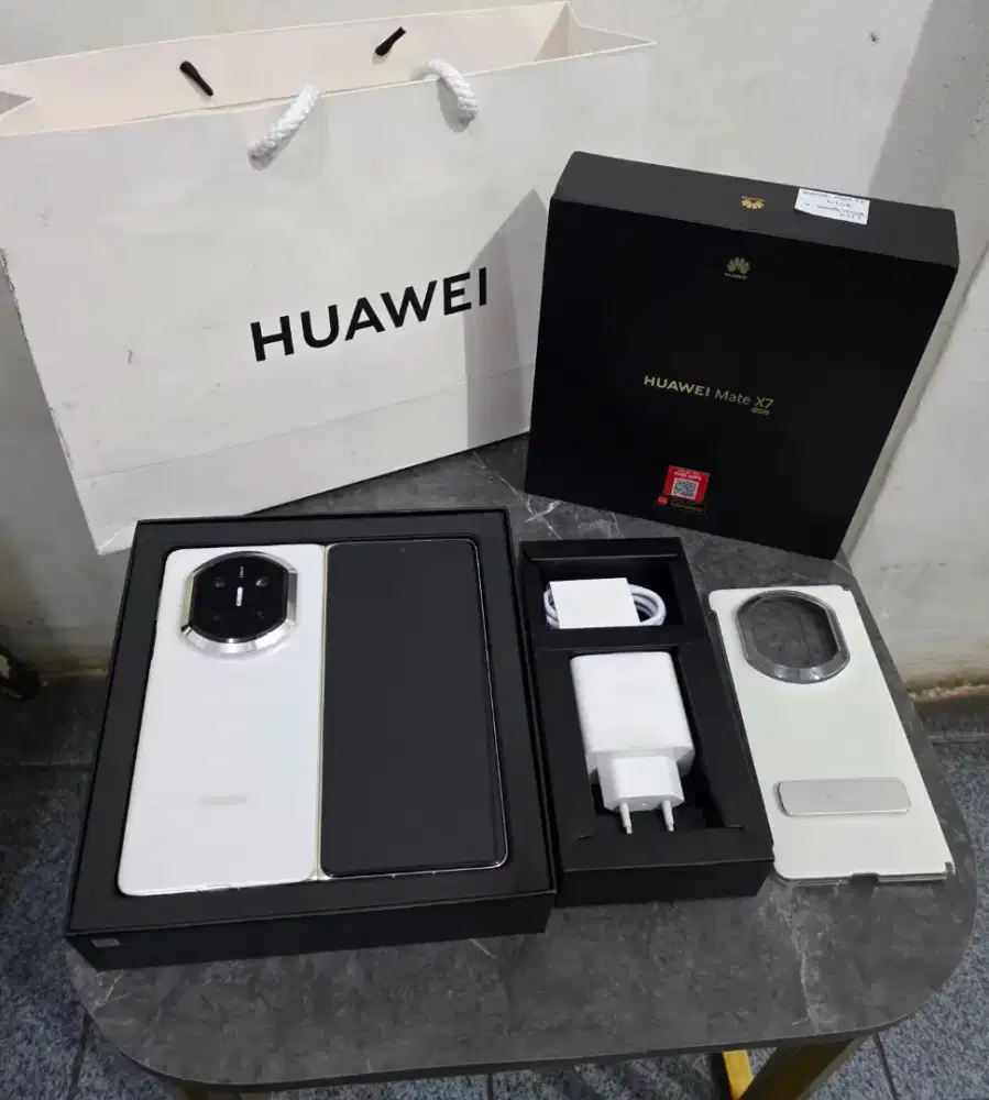 Huawei Mate X7 Ram 16/512GB Garansi resmi cuma open box