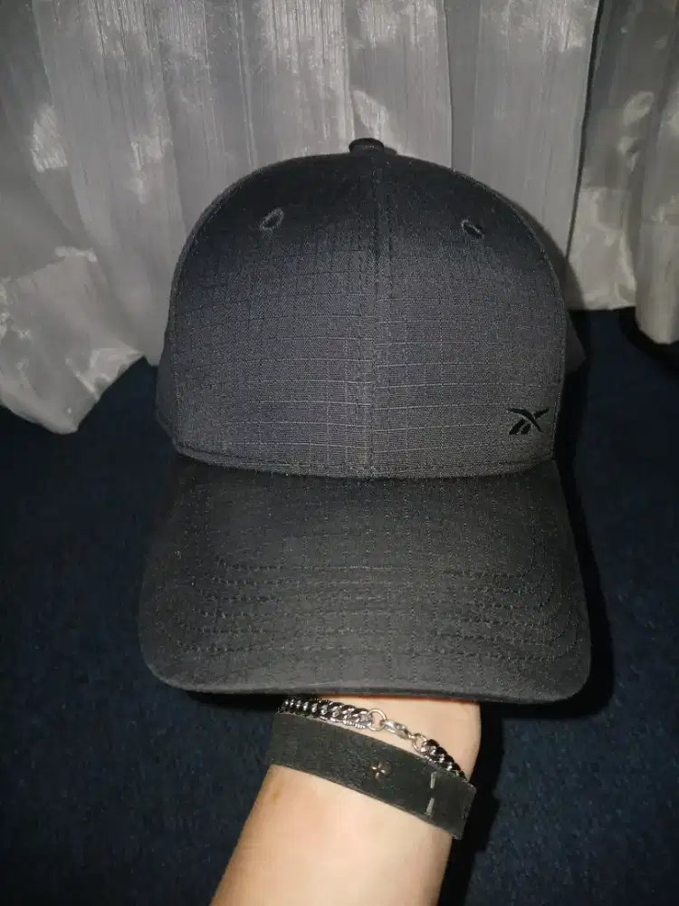 Topi reebok original