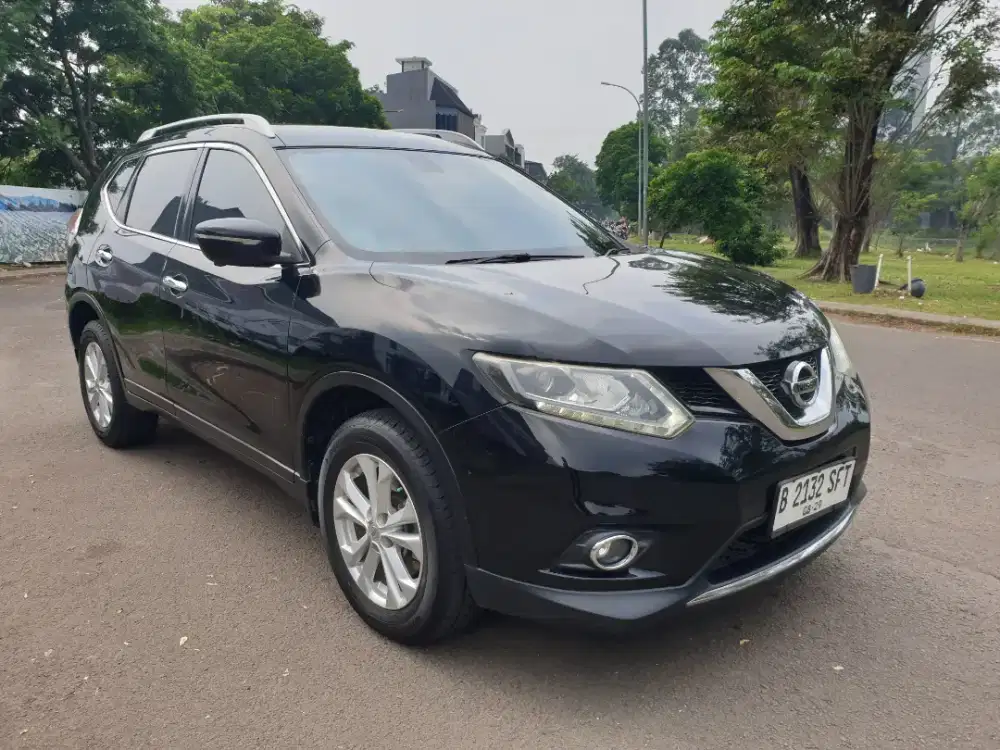 MOBIL NISSAN X-TRAIL 2.0 CVT-AT BENSIN AUTOMATIC