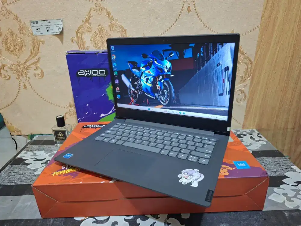 *No 51*

Laptop Lenovo Ideapad V14-IGL