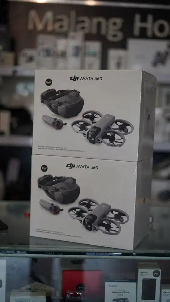 DJI Avata 360 - 8K Flagship 360° Drone - Motion Combo (Goggles N3)