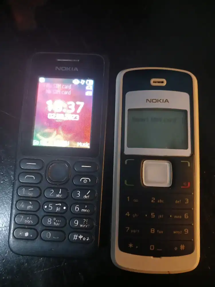 Buat Koleksi Nokia jadul Batangan 200rb dpt dua unit, normal fungsi