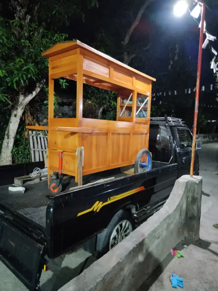 Aneka Gerobak Bakso Mie Ayam Bubur Sate Soto Angkringan Gorengan dlL