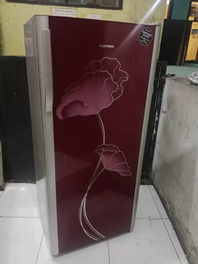 KULKAS POLYTRON BELLEZA