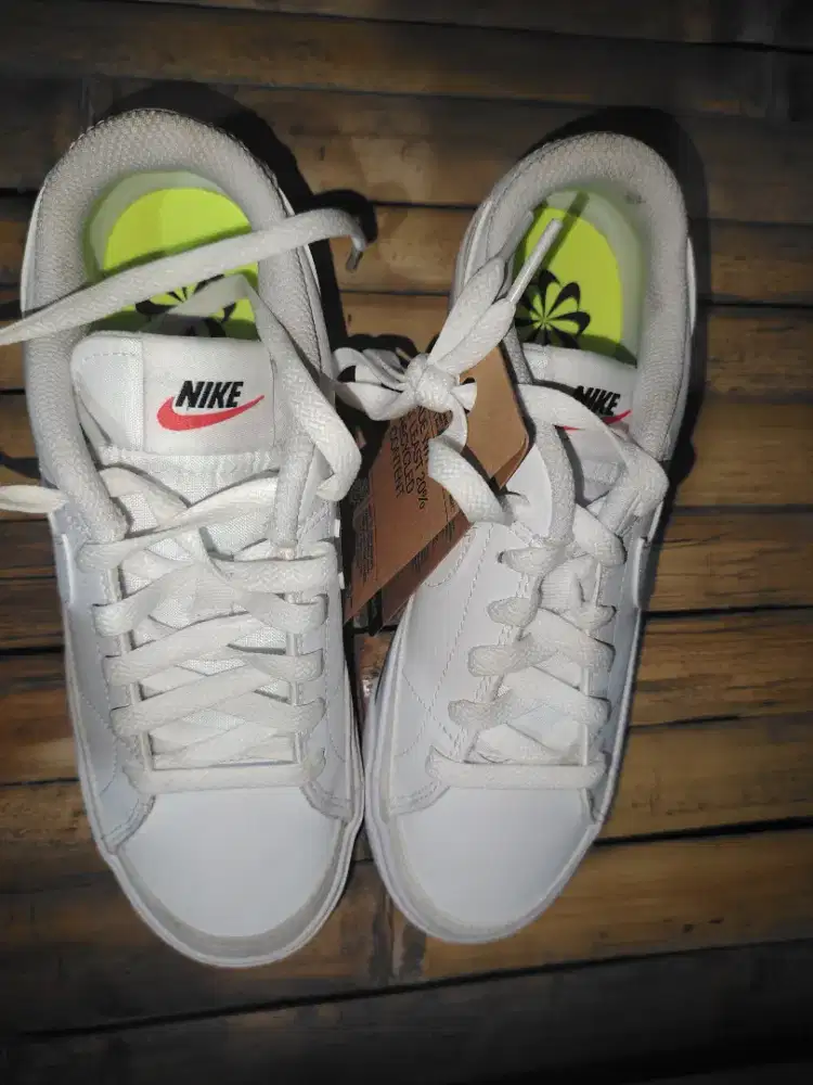 Sepatu Nike 300 ribu nego Ori 100%