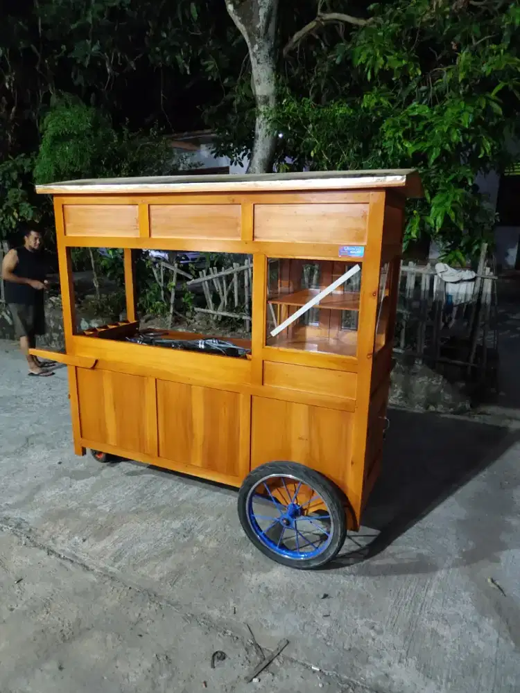 Aneka Gerobak Bakso Mie Ayam Bubur Sate Soto Angkringan Gorengan dlL