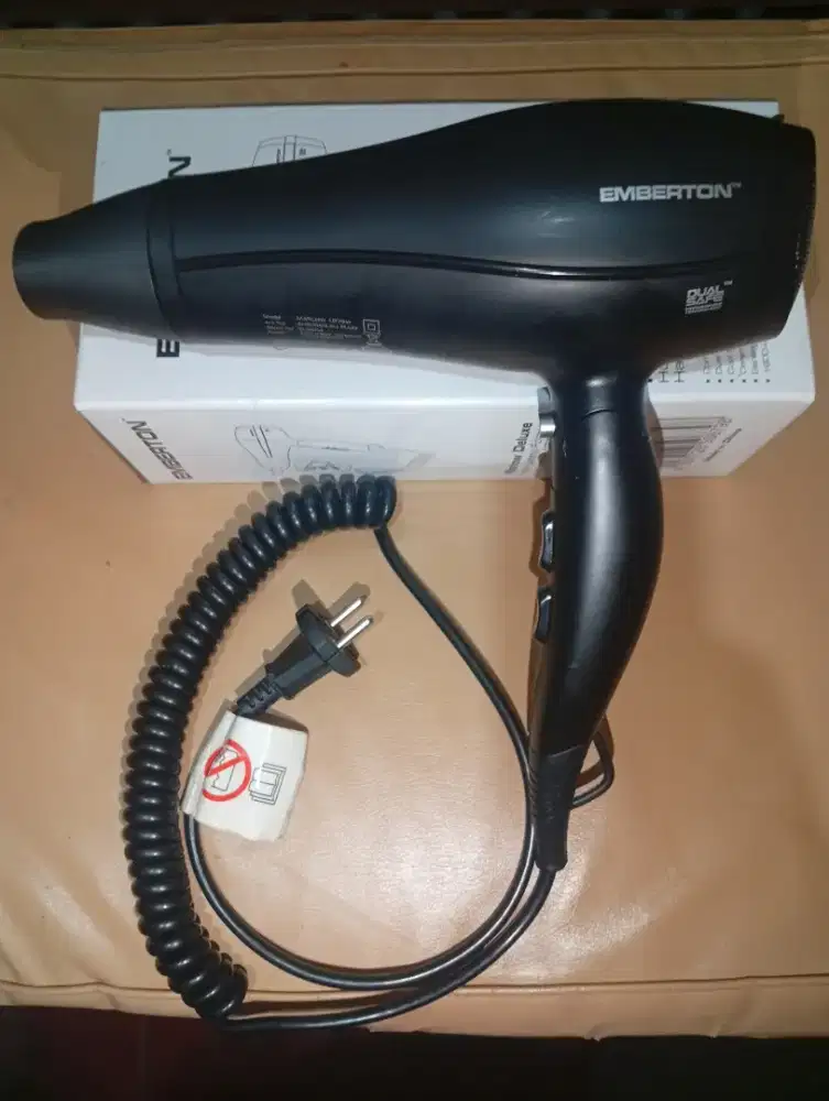 Hairdryer Hotel