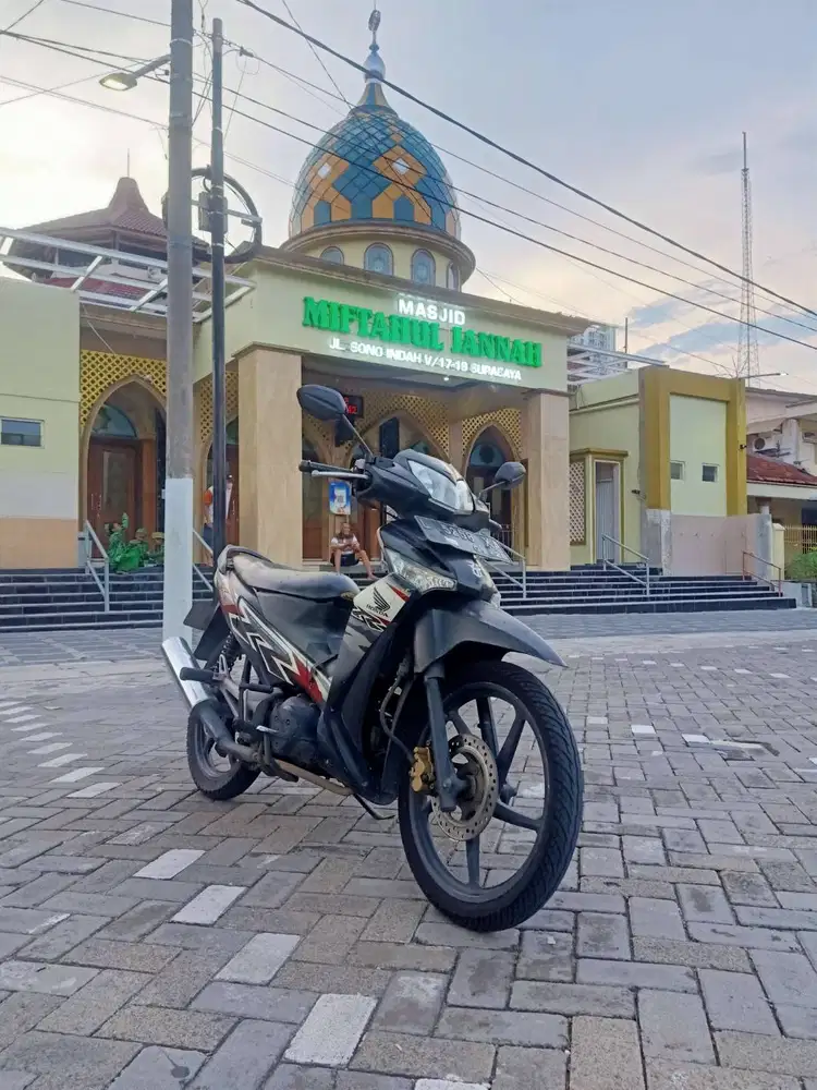 Dijual karena sudah mulai tidak digunakan