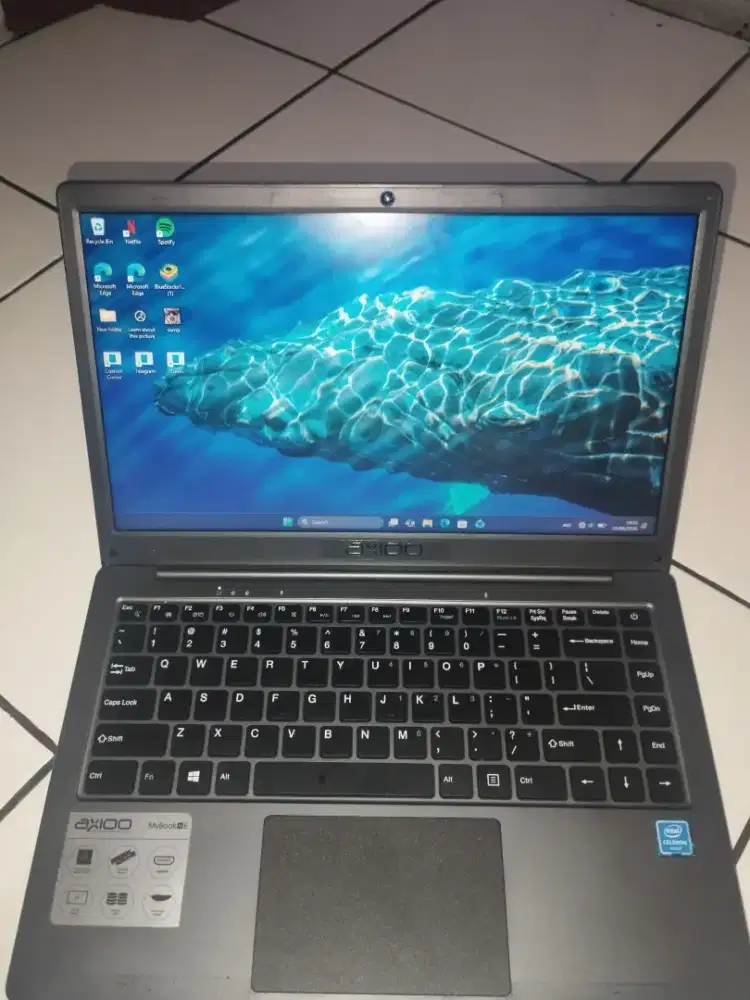 Axioo mybook 14e