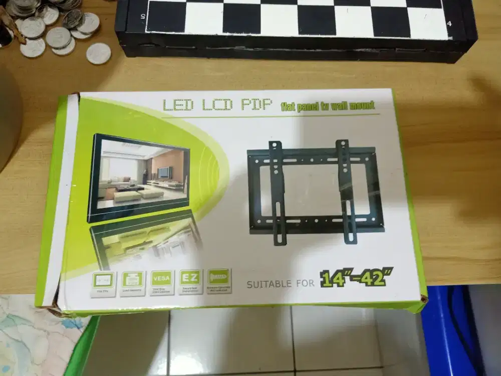 Bracket TV LED/LCD universal ukuran 14–43 inch