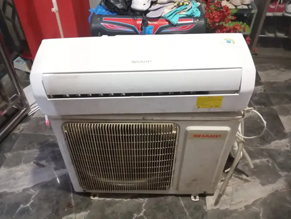 AC Sharp UCY 1PK masih orisinil