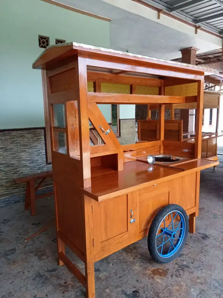 Gerobak soto Lamongan berkwalitas