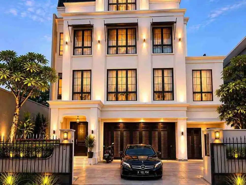 Rumah Baru mewah senopati Kebayoran baru
Jaksel