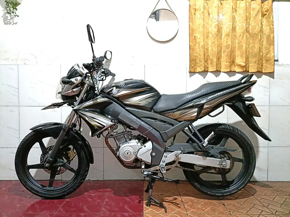 Vixion old tahun 2012 pajak isi/tt boleh gan cash lebih bagus