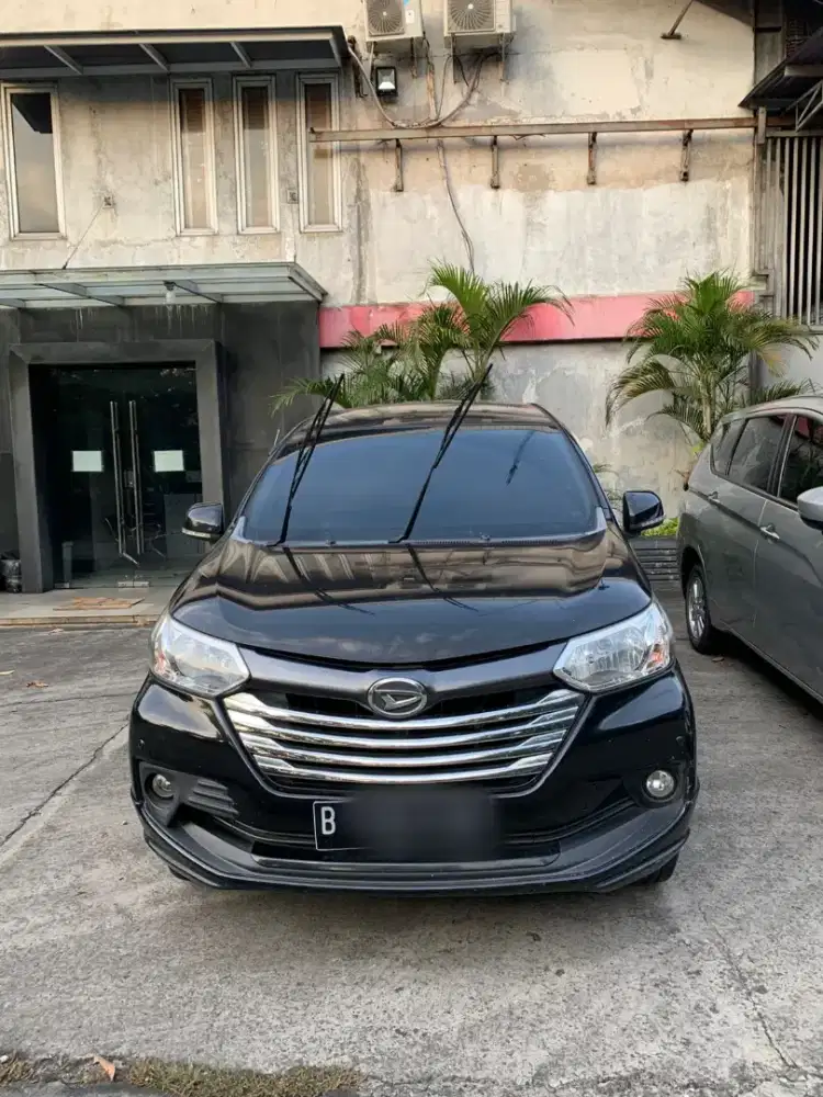 Daihatsu Xenia 1.3 MT Deluxe 2016 Hitam