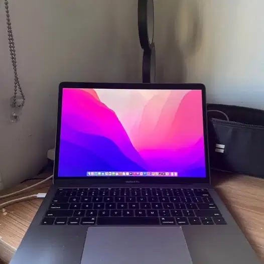 Macbook Pro 2016 8/256GB
