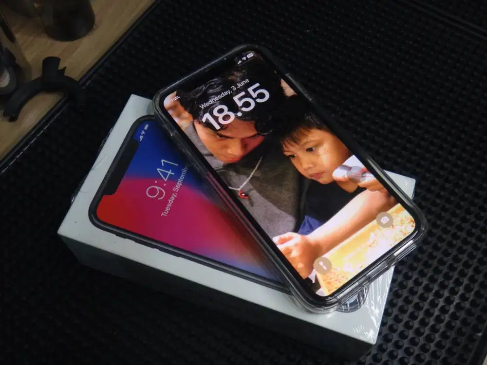 iPhone X 256GB Resmi iBox Indonesia | Mulus Like New | BH 100% Fullset