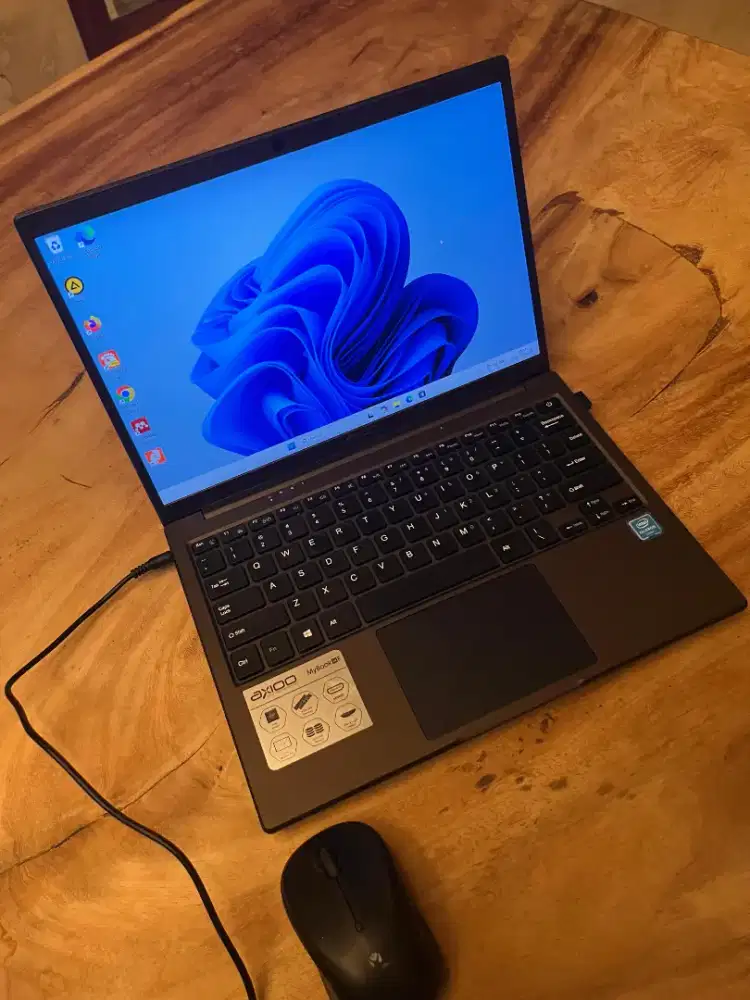 Axioo  MYBOOK 14F 8GB