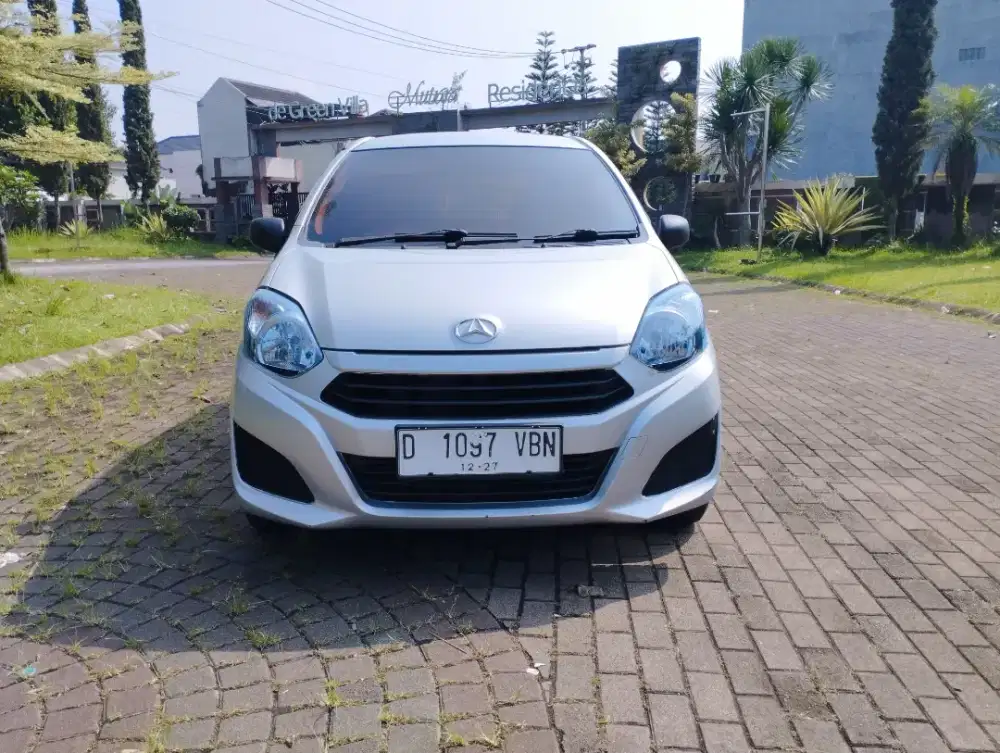 Daihatsu ayla m 1.0 manual 2017