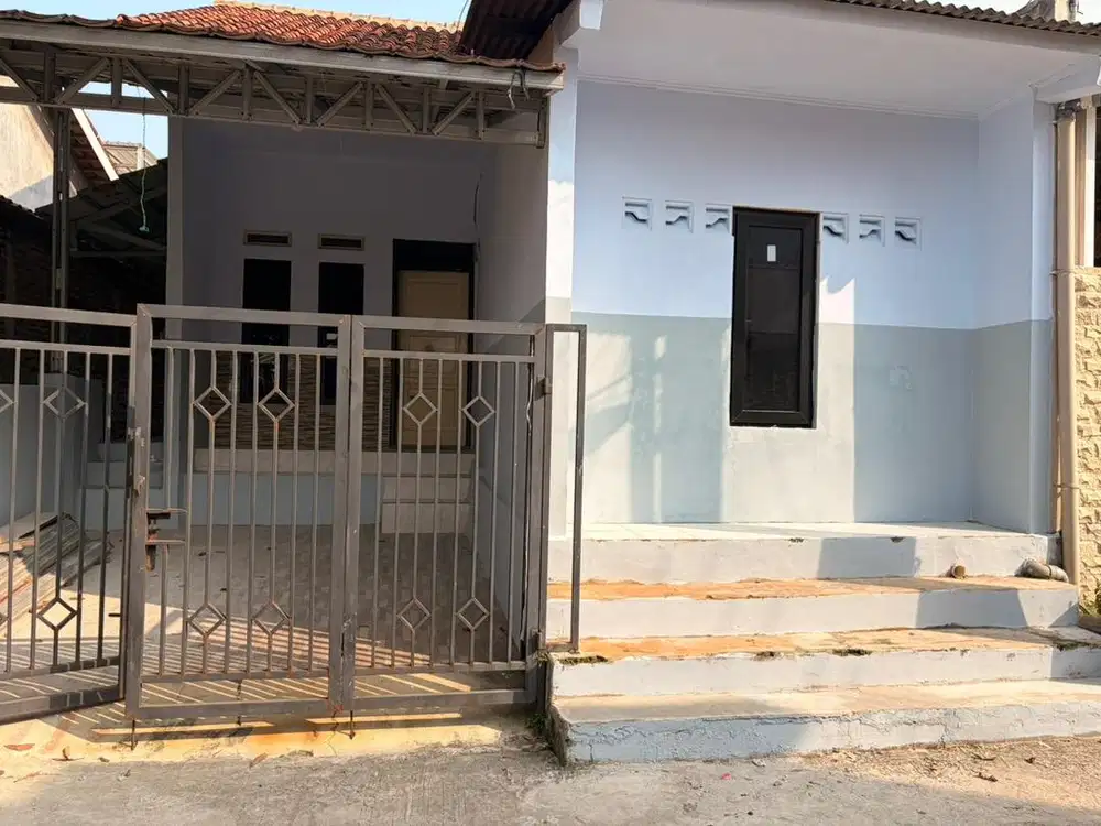 Disewakan rumah baru beres renov