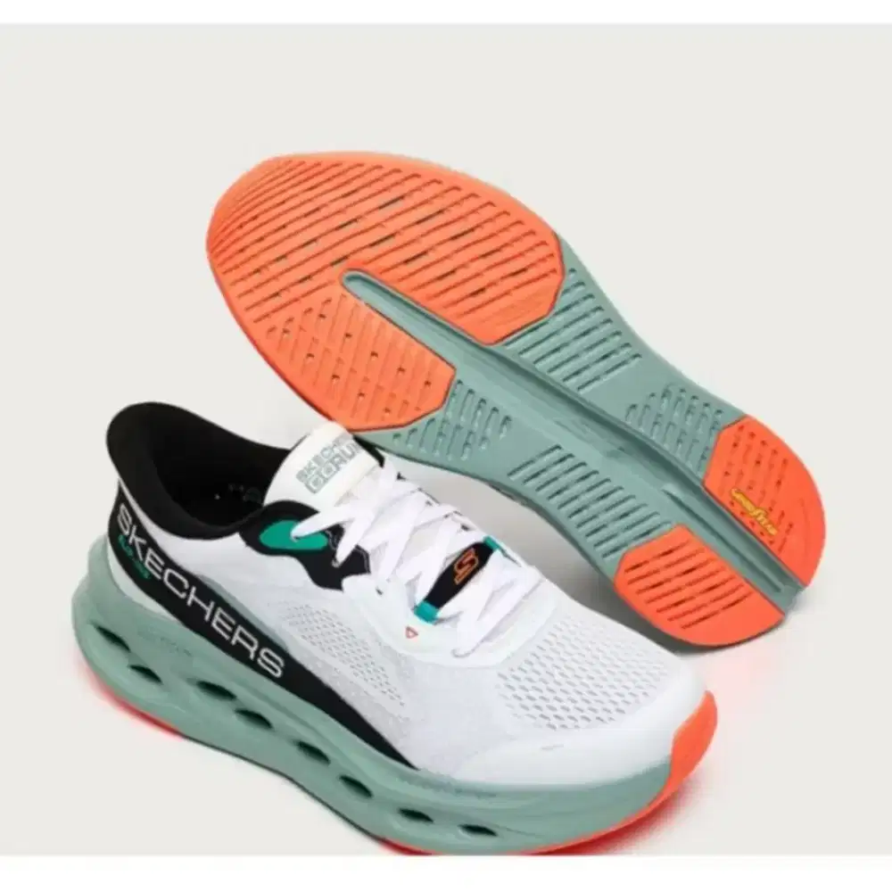 Sepatu sneaker Skechers 02