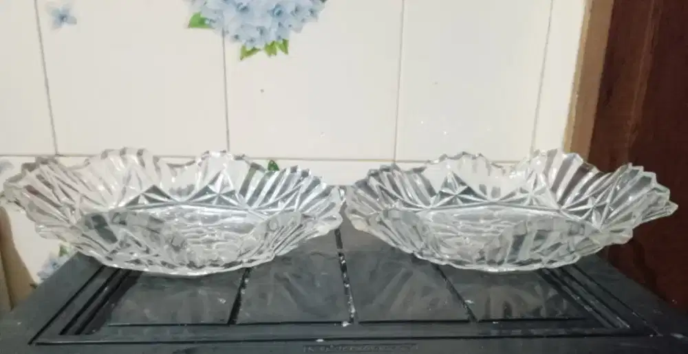 Wadah kristal kaca