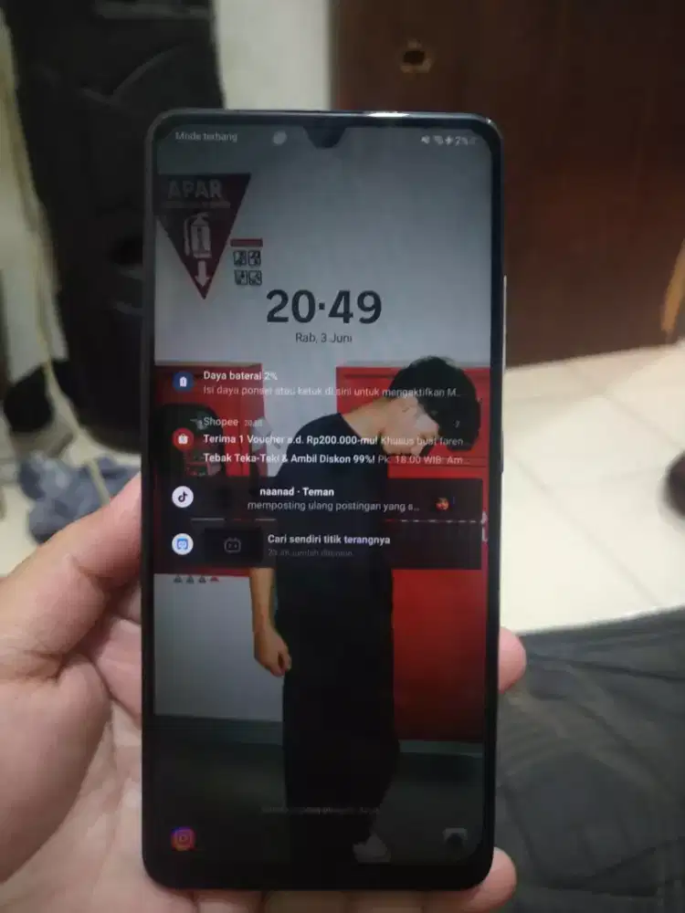 di jual cepat hp Samsung A32 ram 6