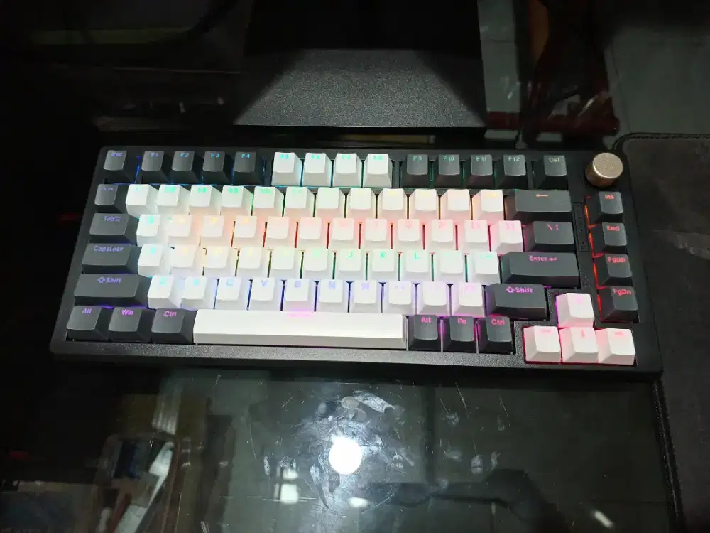 Keyboard Mechanical NYK deamon 82 mkn-09 White Grey