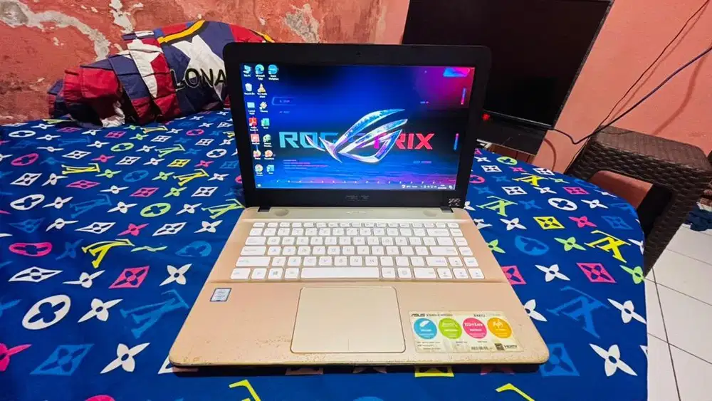 Laptop Asus X441UV