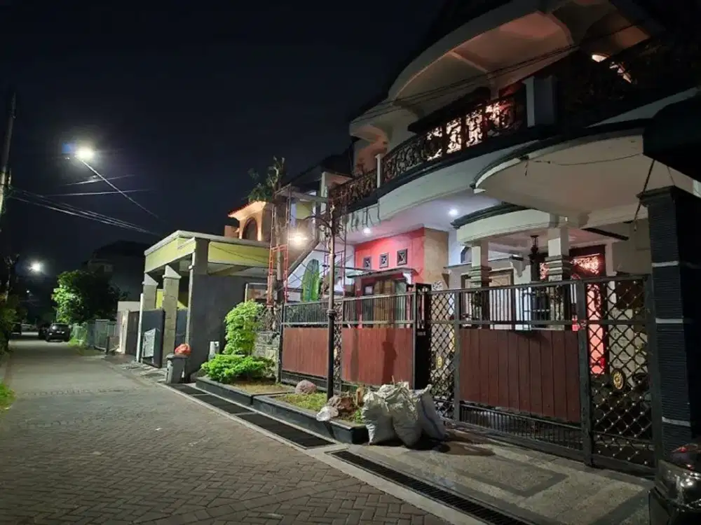 On Progress Renov‼️Rumah Kebonsari Elveka Hadap : Selatan Row Jalan : 2 Mobil