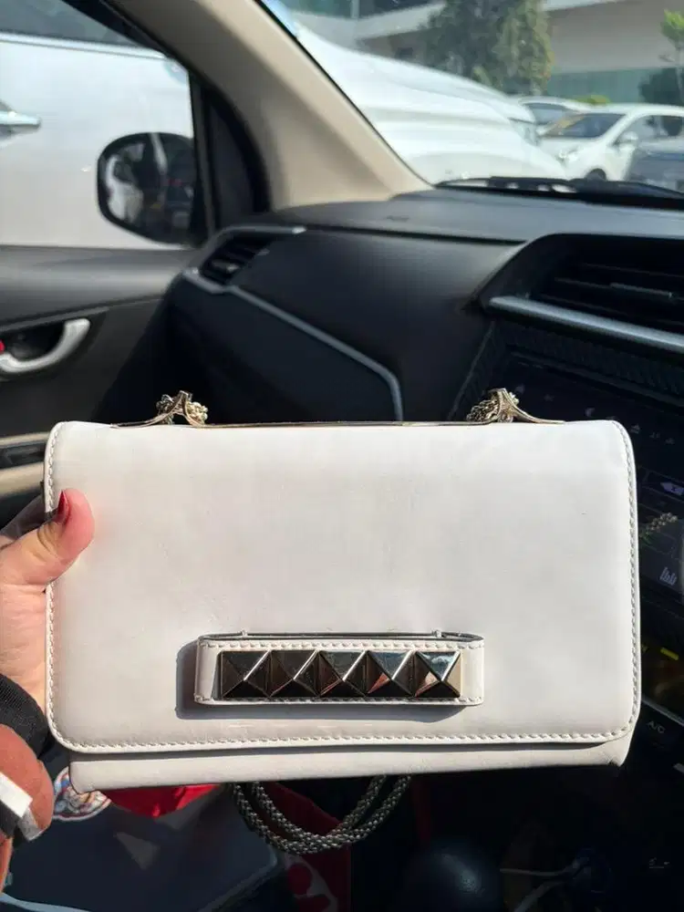 Preloved Valentino Garavani