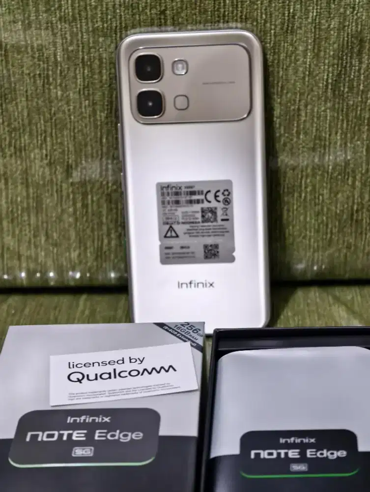 Infinix note edge 5g 8/256