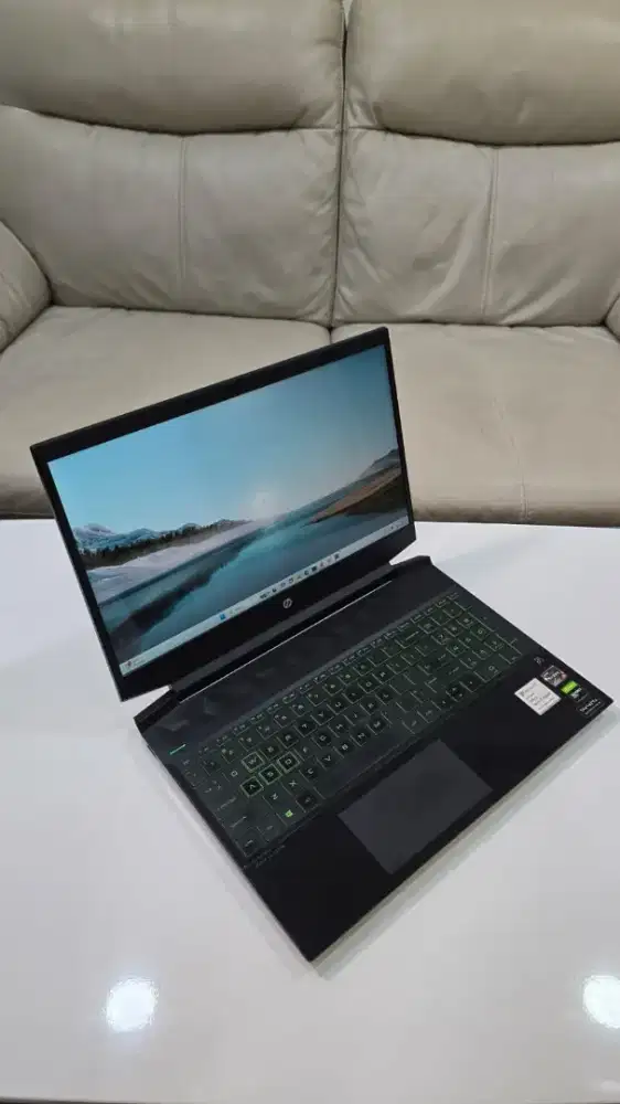 Laptop Gaming  HP PAVILION 15 Ryzen 5 5600H GTX 1650 16GB 512GB 144Hz